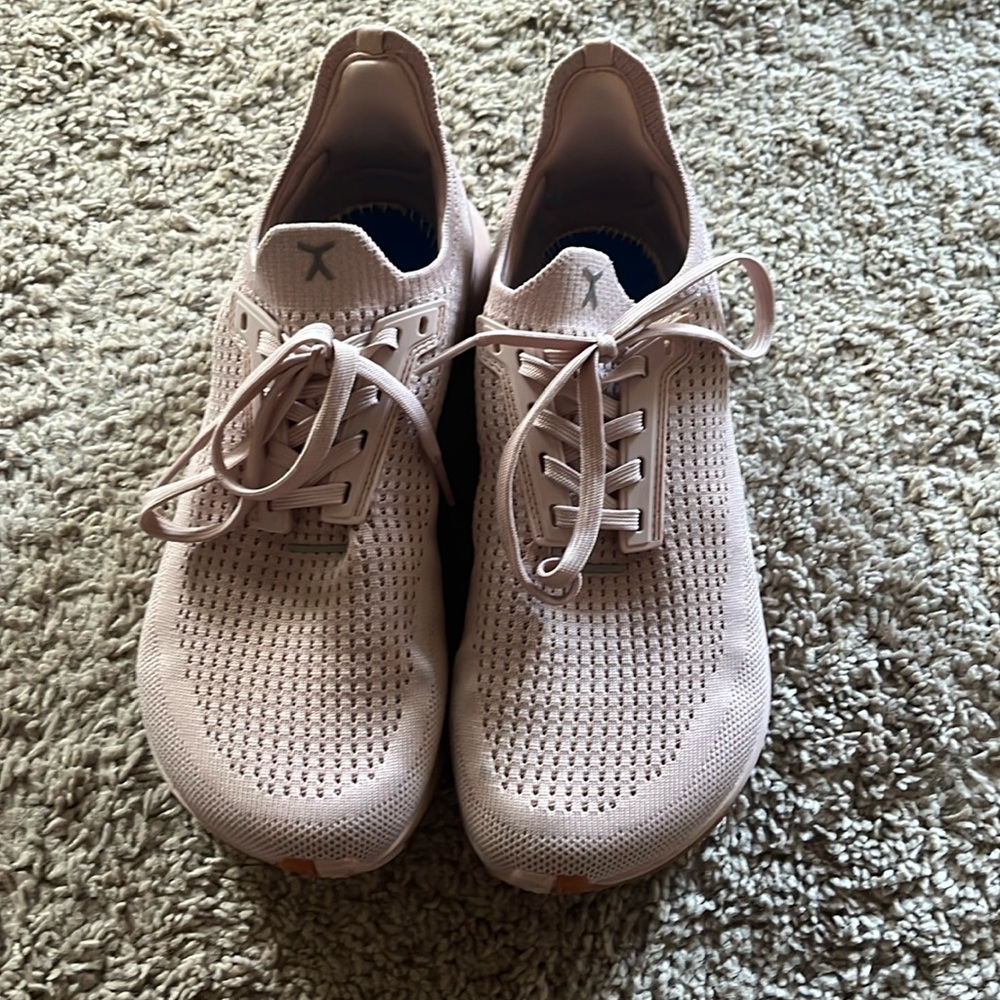 Flux size 8 shoes